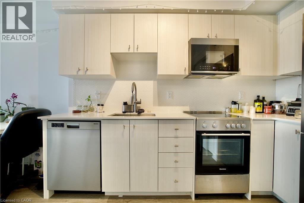 15 Wellington Street S Unit# 1007, Kitchener, Ontario  N2G 0E4 - Photo 12 - 40805286