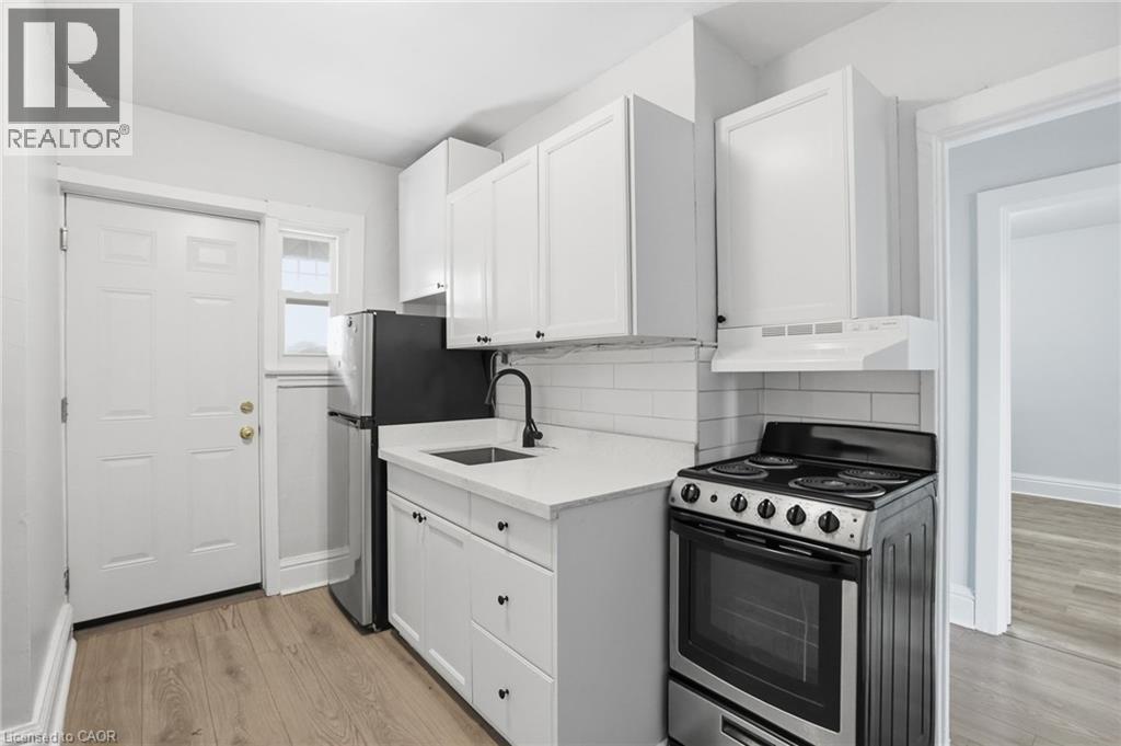 1 Fairholt Road N Unit# 11, Hamilton, Ontario  L8M 1C1 - Photo 11 - 40805018