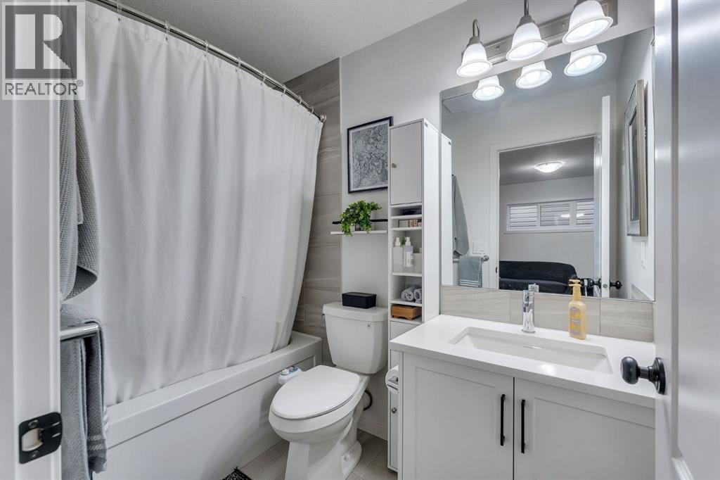 128 Seton Villas Se, Calgary, Alberta  T3M 3L9 - Photo 21 - A2275924