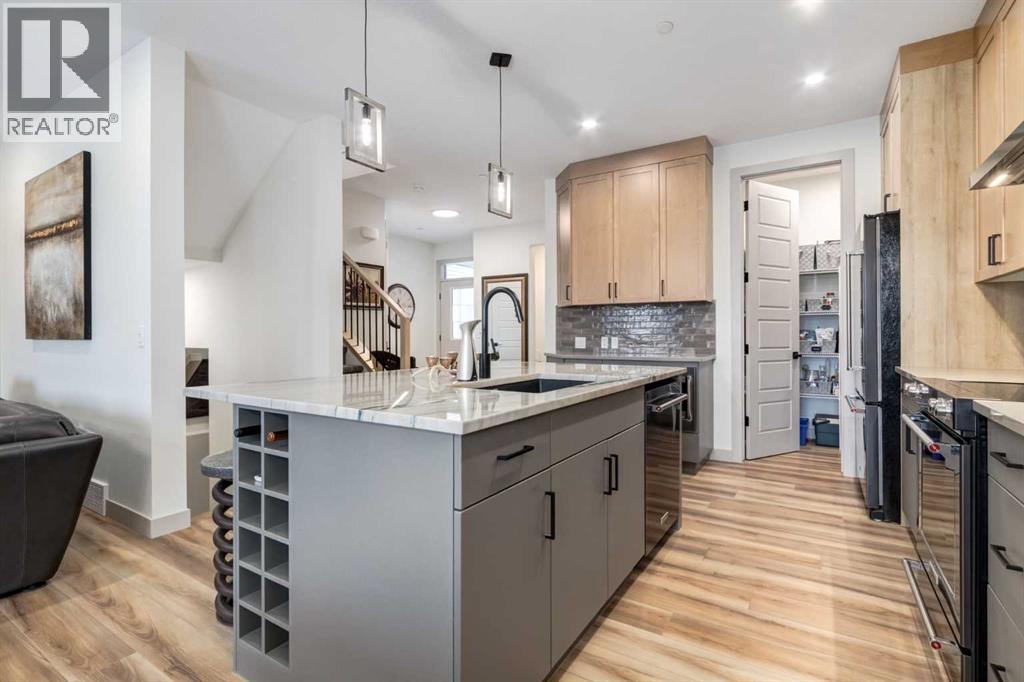 167 Hotchkiss Manor Se, Calgary, Alberta  T3S 0G5 - Photo 7 - A2277361