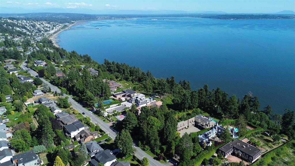 13752 Marine Drive, White Rock, British Columbia  V4A 1A4 - Photo 2 - R3089972