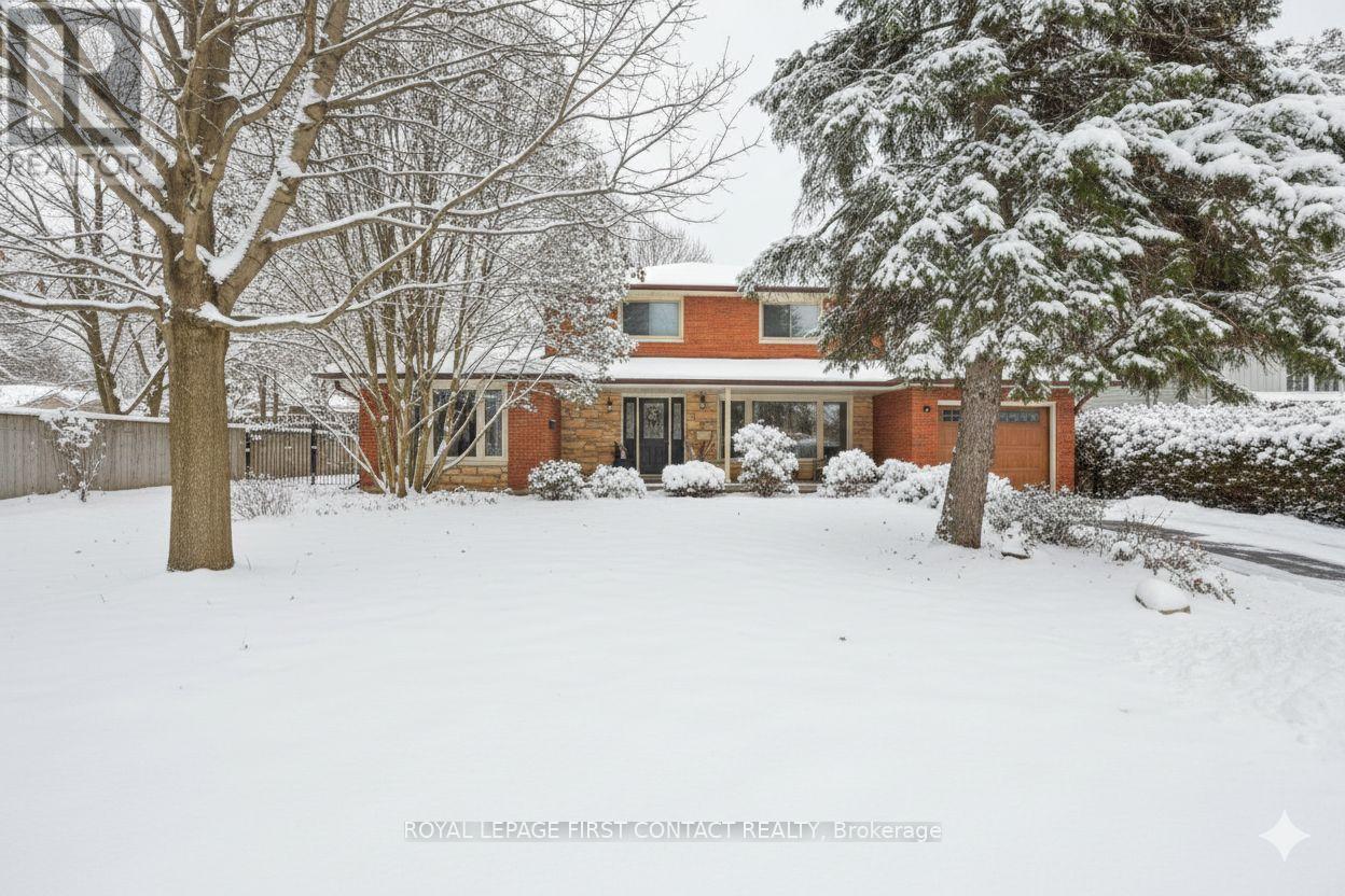 15 RODNEY STREET, Barrie, Ontario