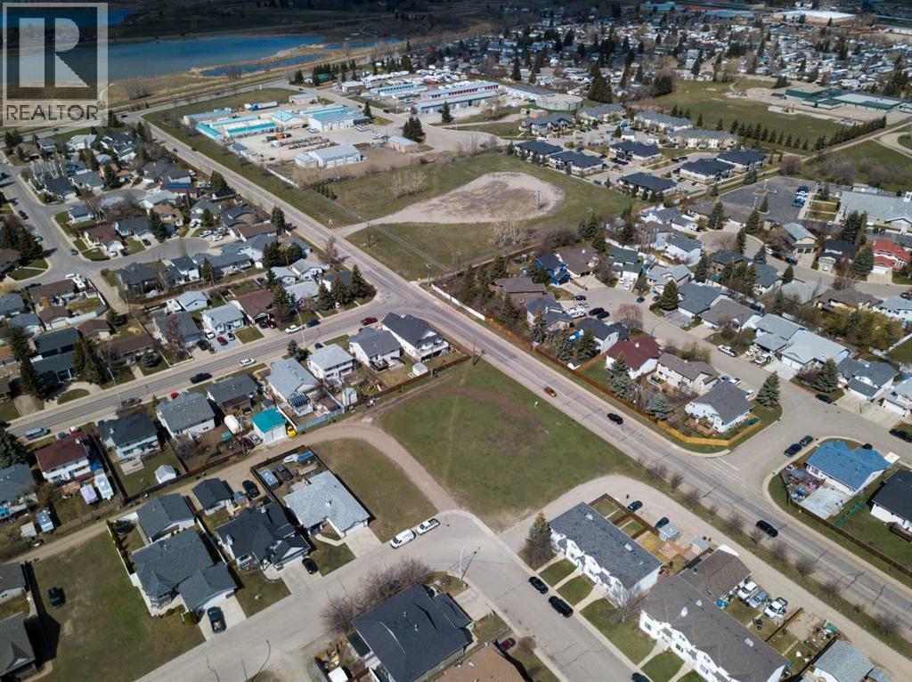 346 Parkview Estates, Strathmore, Alberta  T1P 1K8 - Photo 12 - A2284904