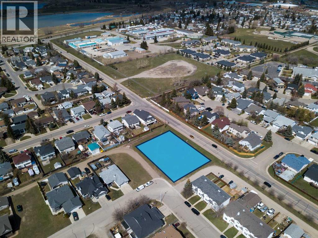 346 Parkview Estates, Strathmore, Alberta  T1P 1K8 - Photo 4 - A2284904