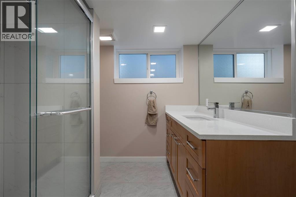 922 Seacrest Court, Port Moody, British Columbia  V3H 1K5 - Photo 25 - R3069934