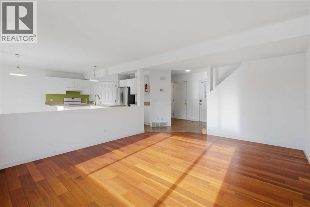 1721 Douglas Glen Grove Se, Calgary, Alberta  T2Z 3A5 - Photo 8 - A2283850