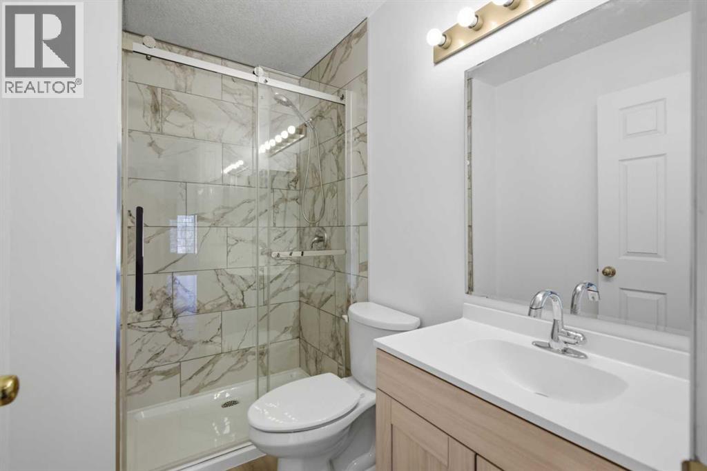 1721 Douglas Glen Grove Se, Calgary, Alberta  T2Z 3A5 - Photo 35 - A2283850