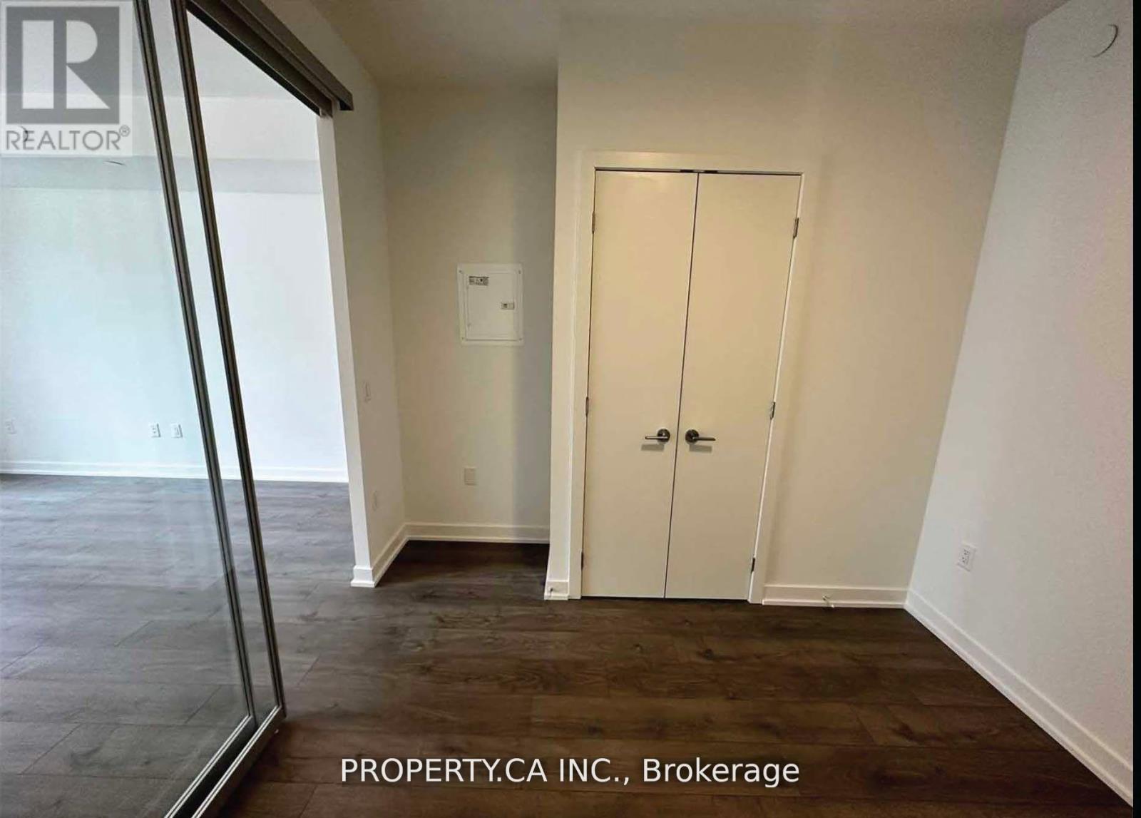 2404 - 357 King Street W, Toronto, Ontario  M5V 0S7 - Photo 11 - C12790158