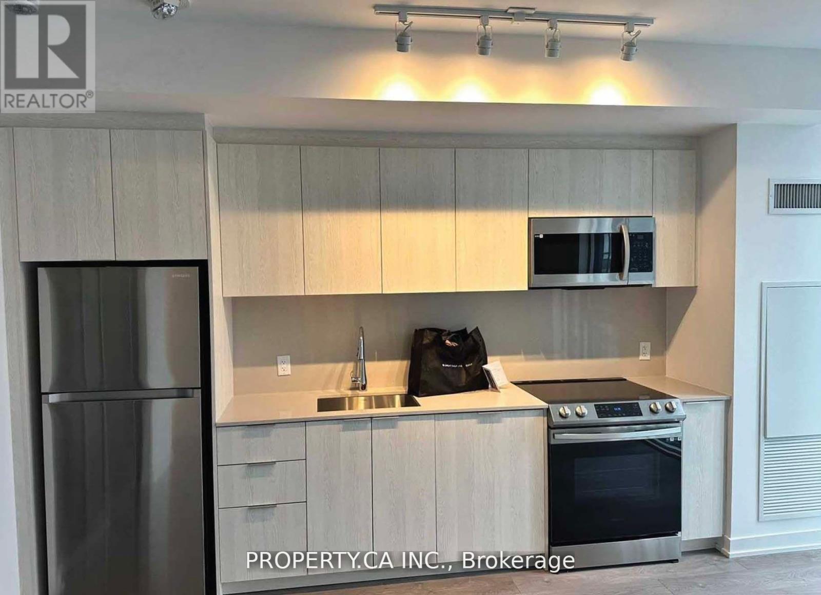 2404 - 357 King Street W, Toronto, Ontario  M5V 0S7 - Photo 5 - C12790158