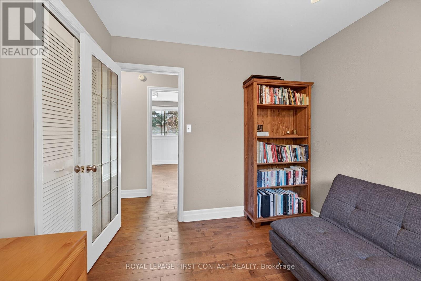 15 Rodney Street, Barrie, Ontario  L4M 4B5 - Photo 30 - S12568646