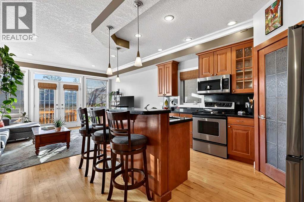 2410 35 Street Sw, Calgary, Alberta  T3E 2Y1 - Photo 9 - A2285066