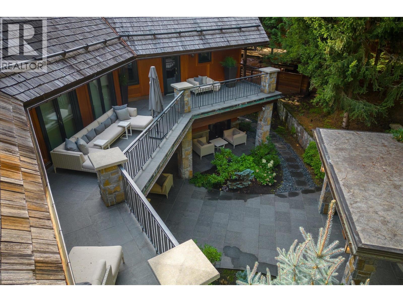 7425 Treetop Lane, Whistler, British Columbia  V8E 0E9 - Photo 35 - R3090053