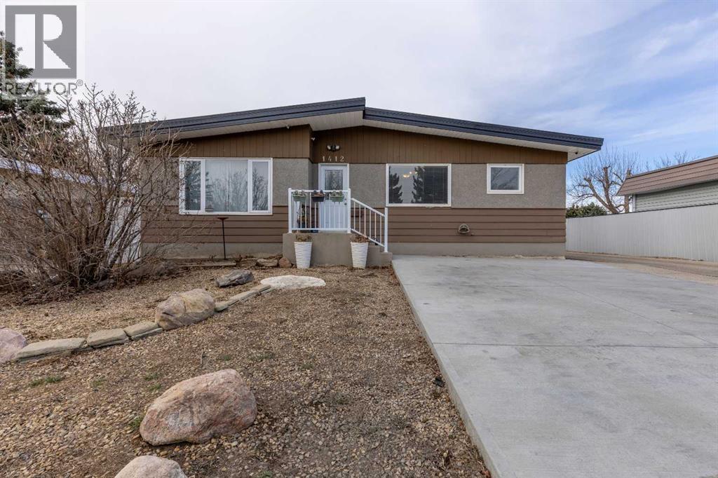 1412 23 Street N, Lethbridge, Alberta