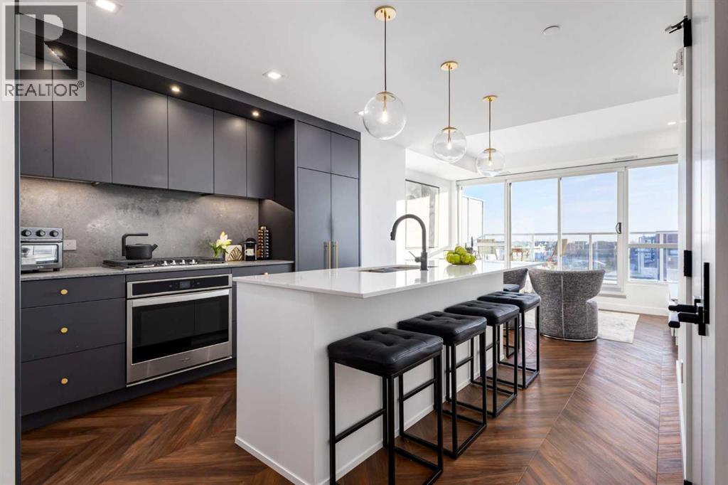 312, 8445 Broadcast Avenue Sw, Calgary, Alberta  T3H 6B6 - Photo 3 - A2280471