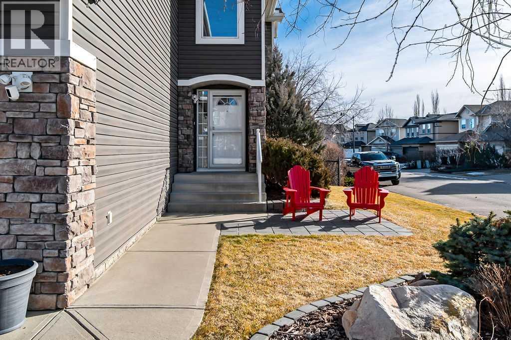 115 Cougarstone Square Sw, Calgary, Alberta  T3H 5J4 - Photo 3 - A2286206