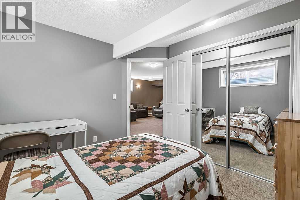 115 Cougarstone Square Sw, Calgary, Alberta  T3H 5J4 - Photo 36 - A2286206