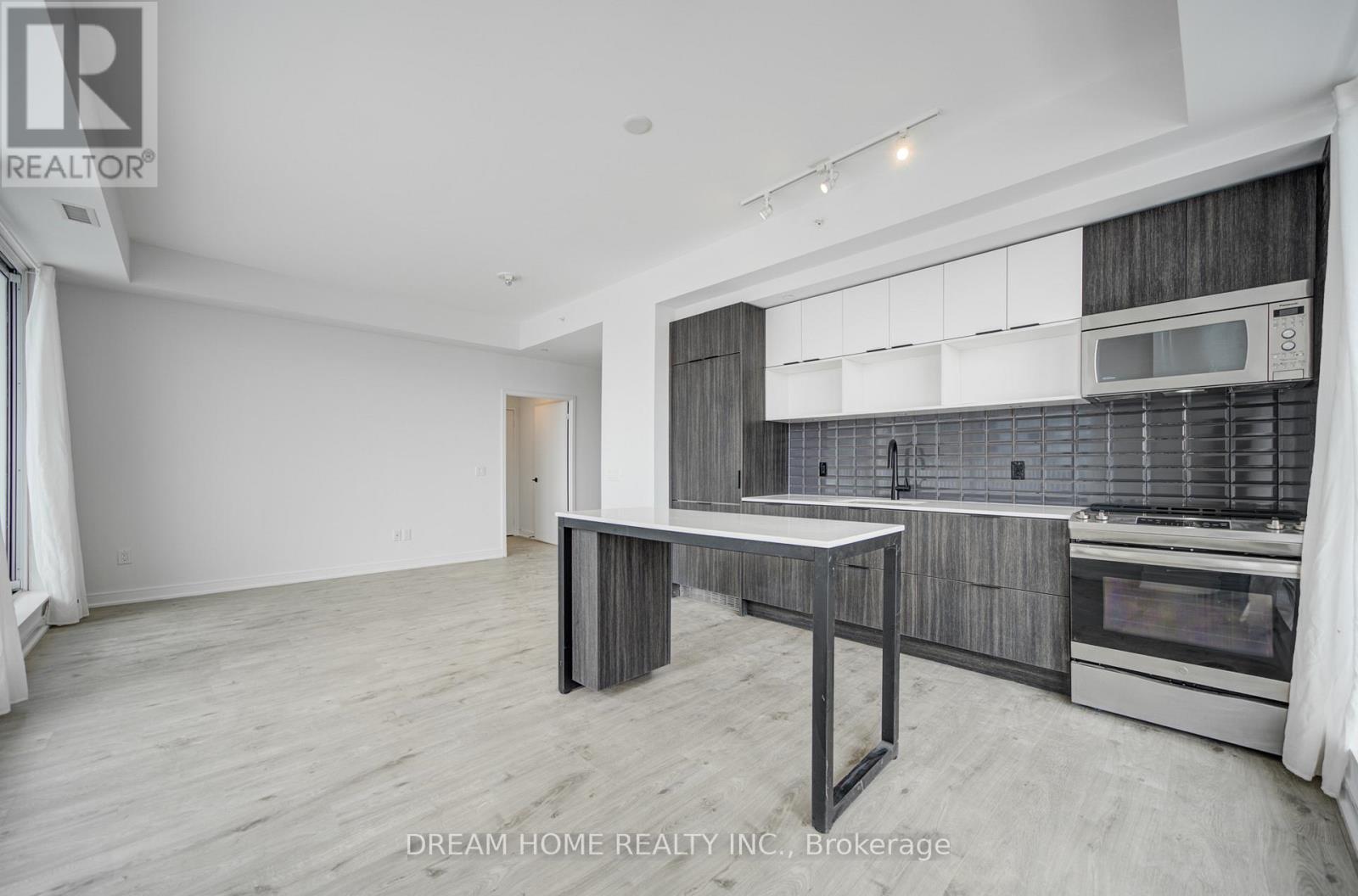 303 - 60 Tannery Road, Toronto, Ontario  M5A 0S8 - Photo 15 - C12790168