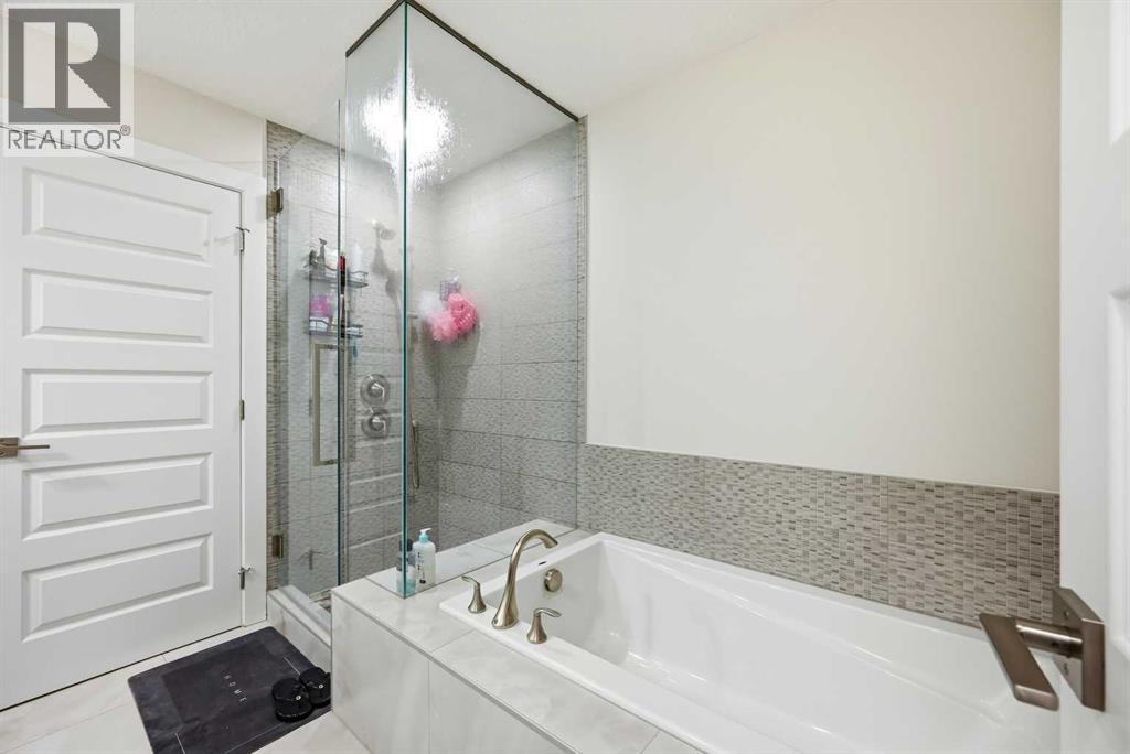 228 Carringham Road, Calgary, Alberta  T3J 1V4 - Photo 42 - A2285875