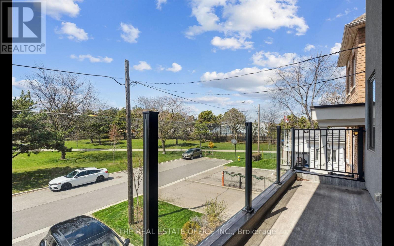 17 Evergreen Avenue, Toronto, Ontario  M8W 3A3 - Photo 16 - W12790174