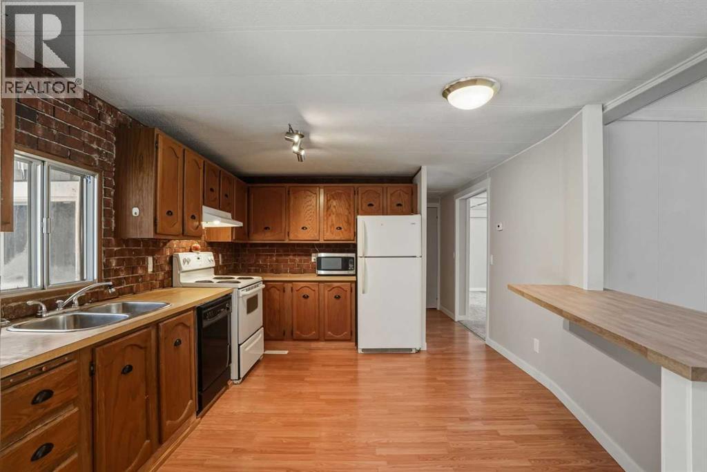 8 29415 Range Rd 52,, Rural Mountain View County, Alberta  T0M 2E0 - Photo 16 - A2272297