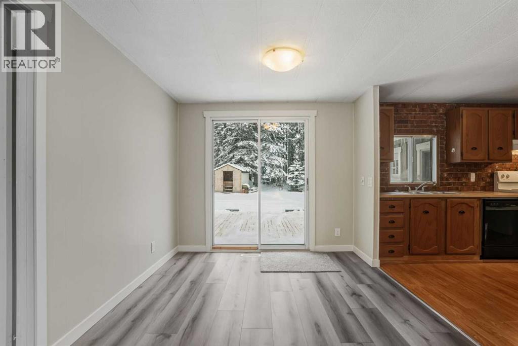 8 29415 Range Rd 52,, Rural Mountain View County, Alberta  T0M 2E0 - Photo 15 - A2272297