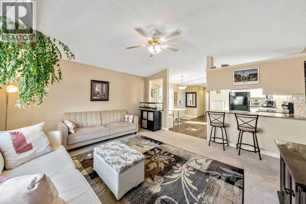 424 Heritage Crescent, Okotoks, Alberta  T1S 1P2 - Photo 15 - A2286106