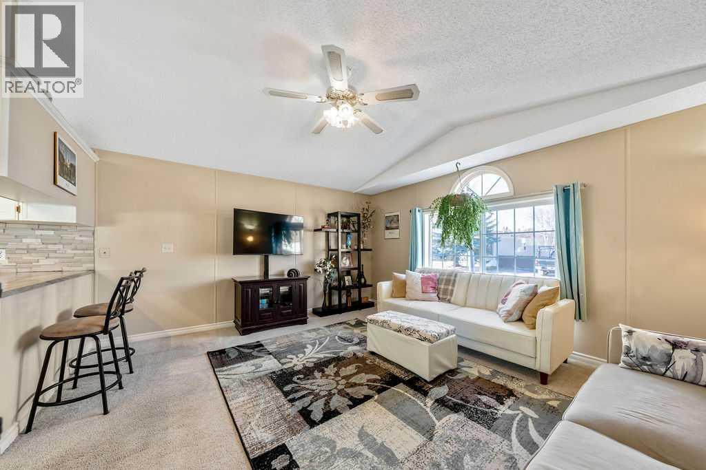 424 Heritage Crescent, Okotoks, Alberta  T1S 1P2 - Photo 12 - A2286106