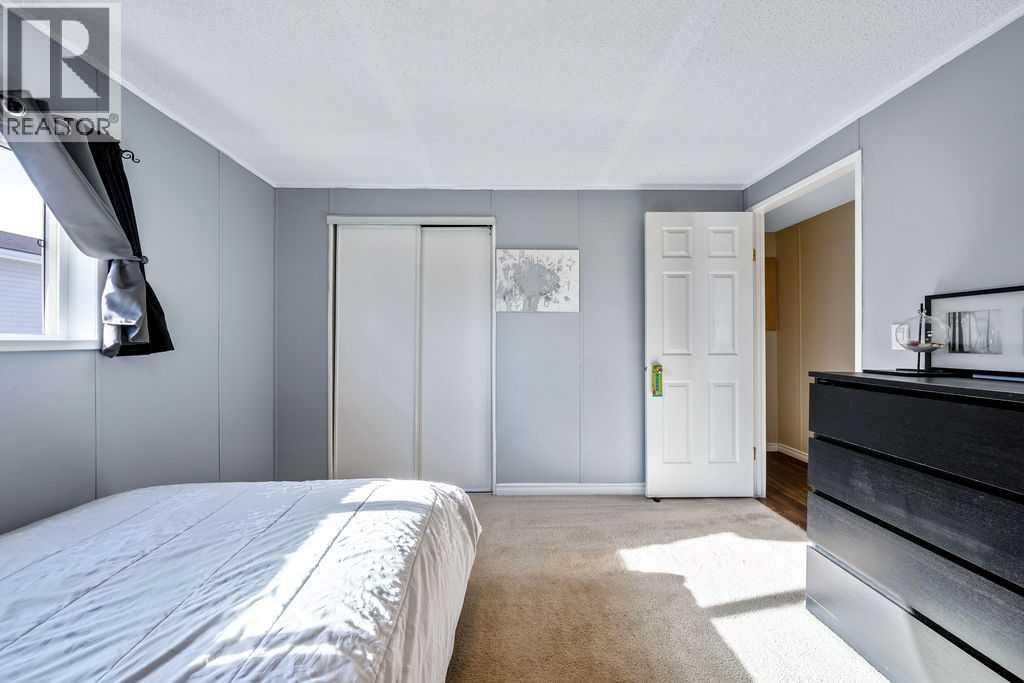 424 Heritage Crescent, Okotoks, Alberta  T1S 1P2 - Photo 23 - A2286106