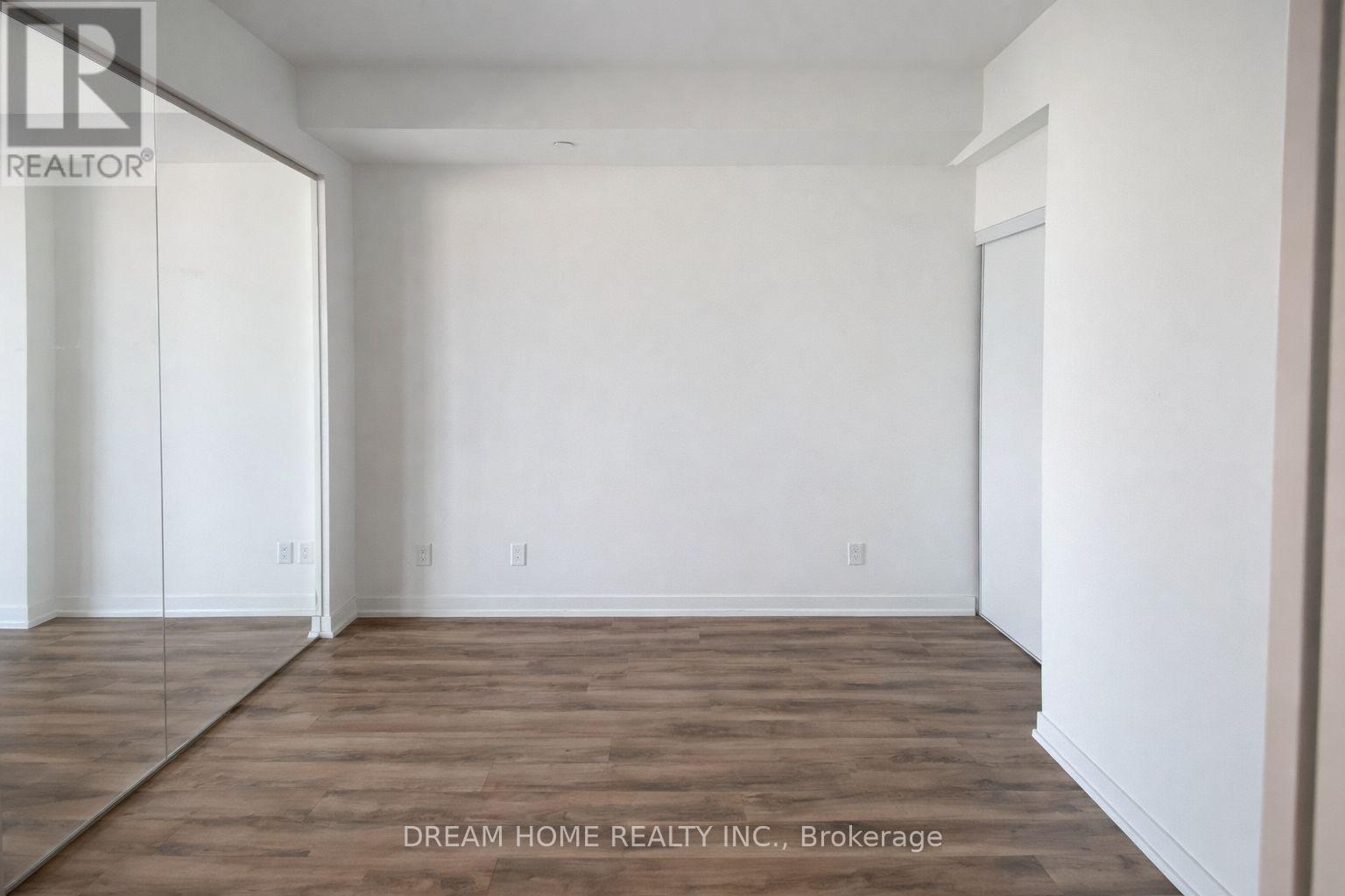 1618 - 20 Edward Street, Toronto, Ontario  M5G 0C5 - Photo 5 - C12790184