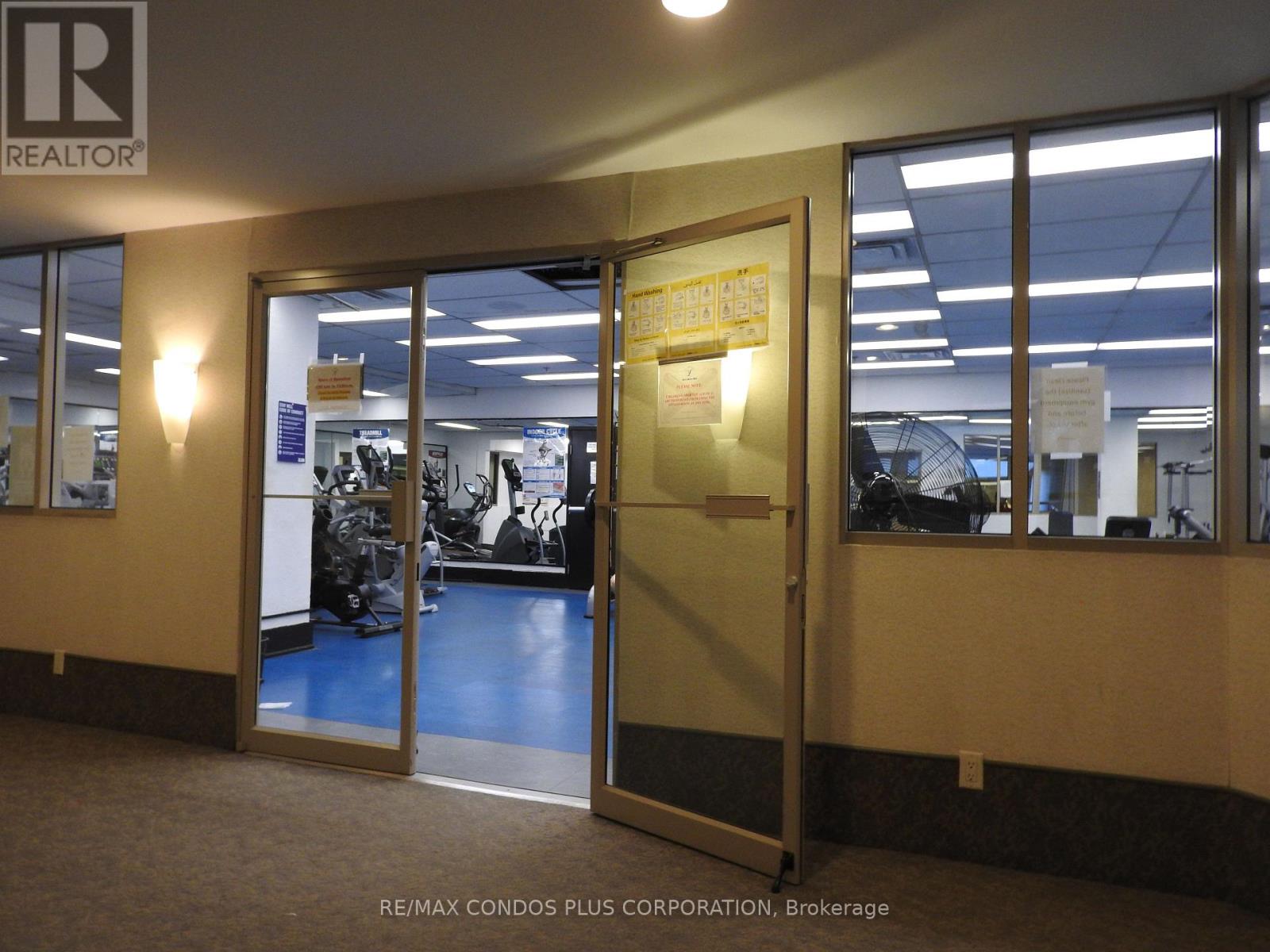 621 - 711 Bay Street, Toronto, Ontario  M5G 2J8 - Photo 3 - C12790186