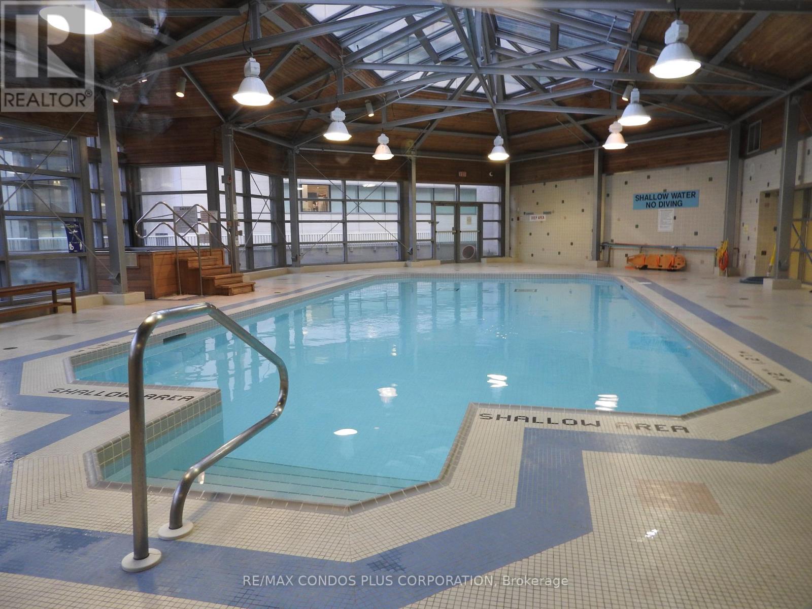 621 - 711 Bay Street, Toronto, Ontario  M5G 2J8 - Photo 4 - C12790186