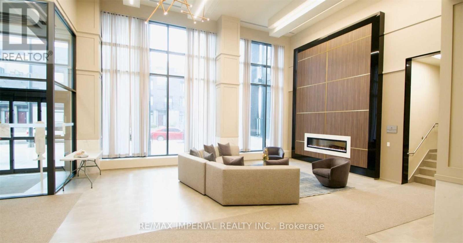 721 - 4055 Parkside Village Drive, Mississauga, Ontario  M2N 6K8 - Photo 3 - W12790180