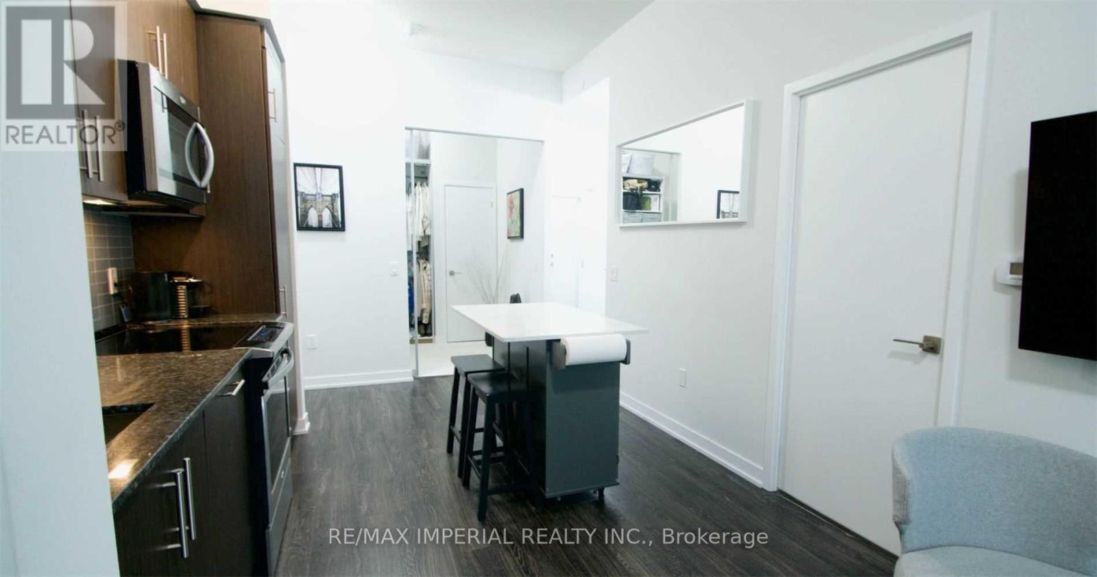 721 - 4055 Parkside Village Drive, Mississauga, Ontario  M2N 6K8 - Photo 7 - W12790180