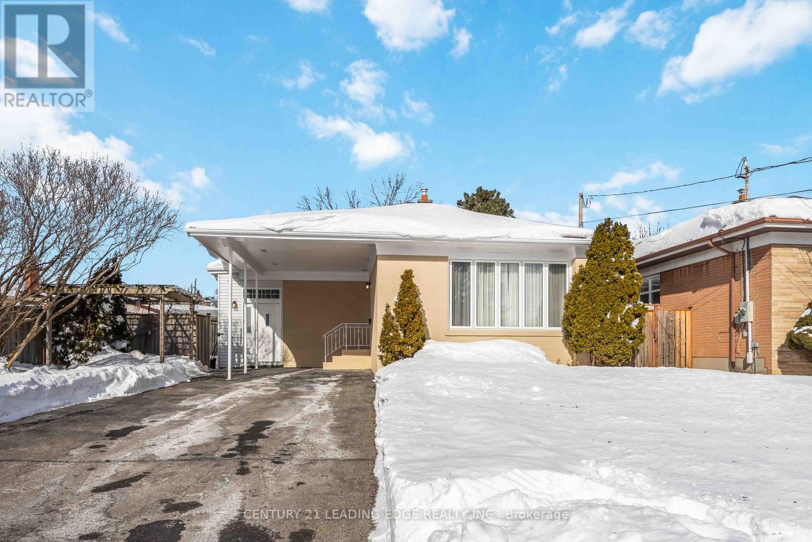 12 ARNPRIOR ROAD, Toronto, Ontario