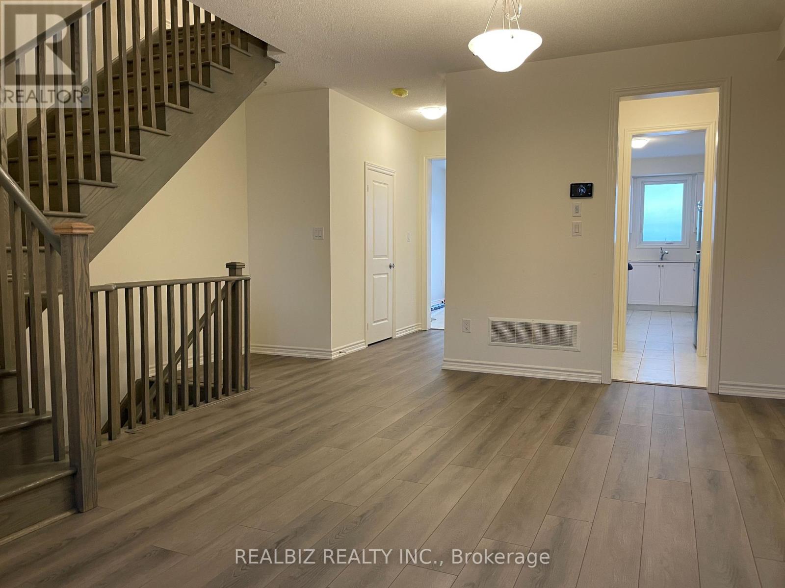 47 Stewardship Road N, Brampton, Ontario  L7A 4W6 - Photo 4 - W12790192