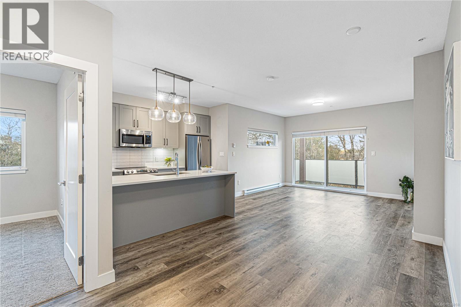 405 20 Barsby Ave, Nanaimo, British Columbia  V9R 0K4 - Photo 7 - 1026059