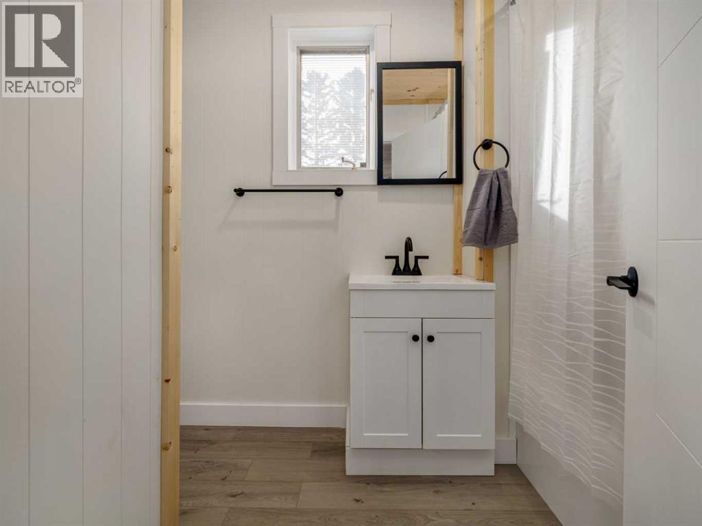 818 Mountain Street, Pincher Creek, Alberta  T0K 1W0 - Photo 24 - A2286562