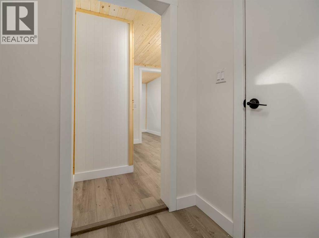 818 Mountain Street, Pincher Creek, Alberta  T0K 1W0 - Photo 27 - A2286562