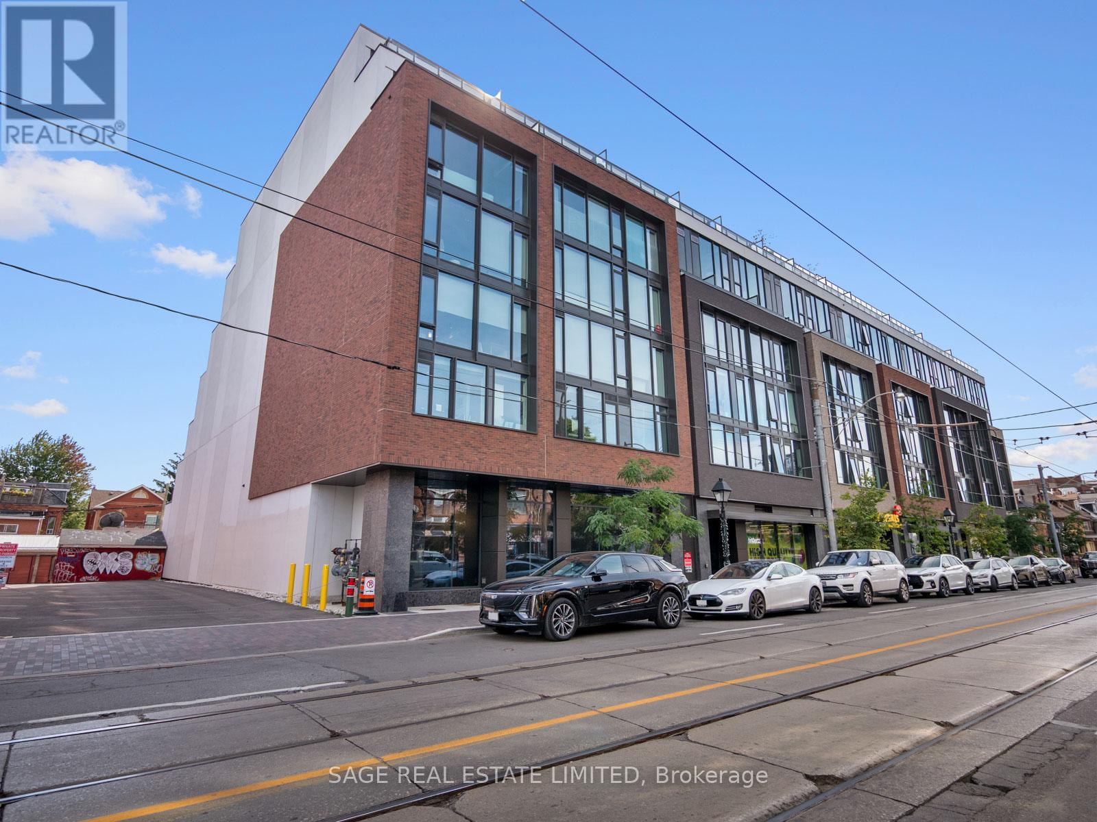 PH 621 - 899 COLLEGE STREET W, Toronto, Ontario