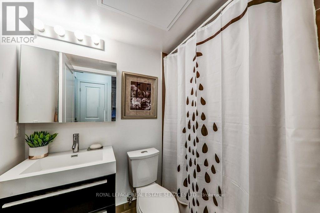 414 - 8 Fieldway Road, Toronto, Ontario  M8Z 3L1 - Photo 6 - W12790202