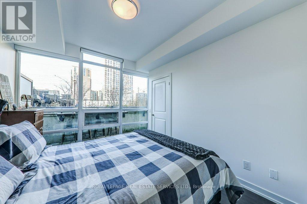 414 - 8 Fieldway Road, Toronto, Ontario  M8Z 3L1 - Photo 7 - W12790202