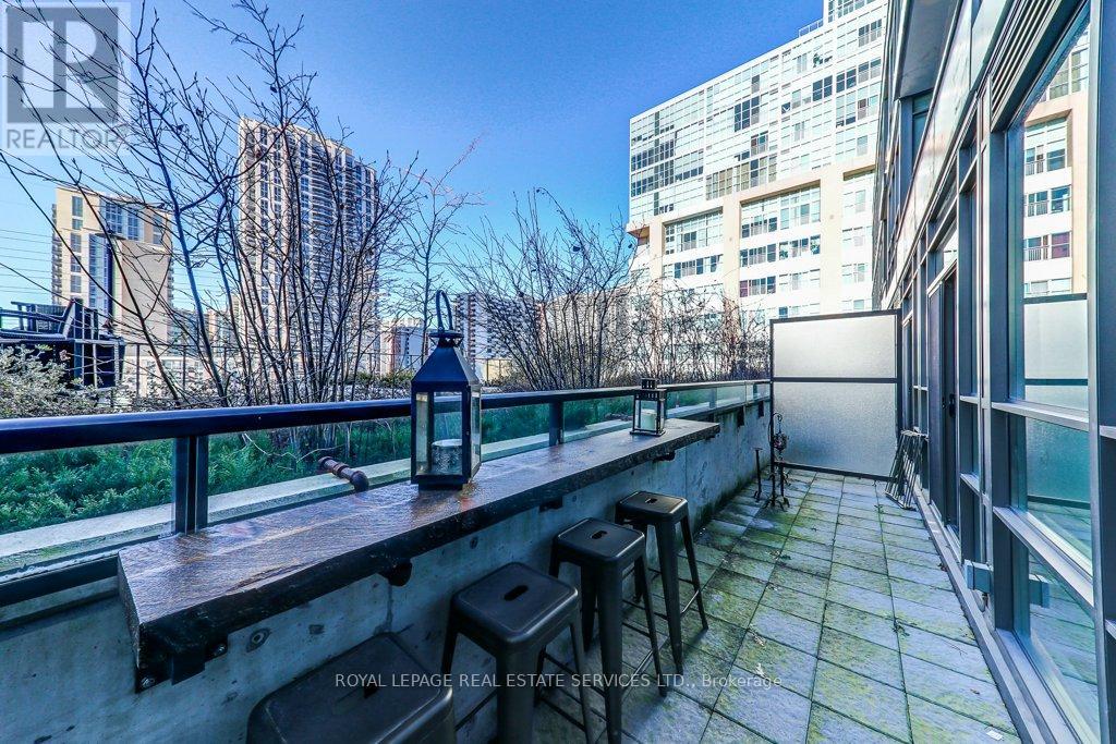 414 - 8 Fieldway Road, Toronto, Ontario  M8Z 3L1 - Photo 9 - W12790202