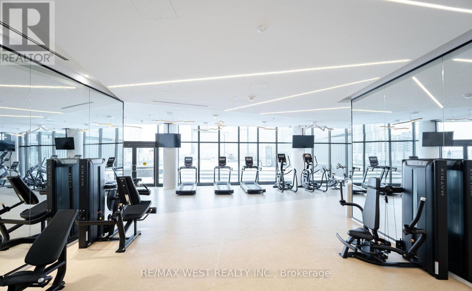 2708 - 3900 Confederation Parkway N, Mississauga, Ontario  L5B 0M3 - Photo 19 - W12790204