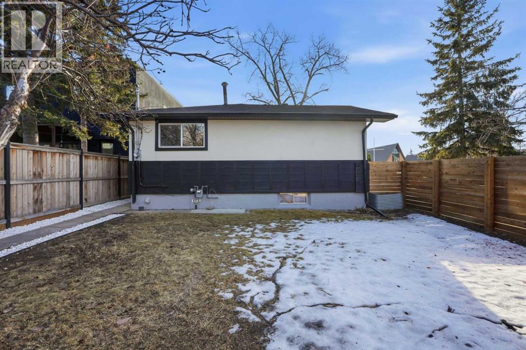 2004 18 Street Nw, Calgary, Alberta  T2M 3T1 - Photo 35 - A2279441