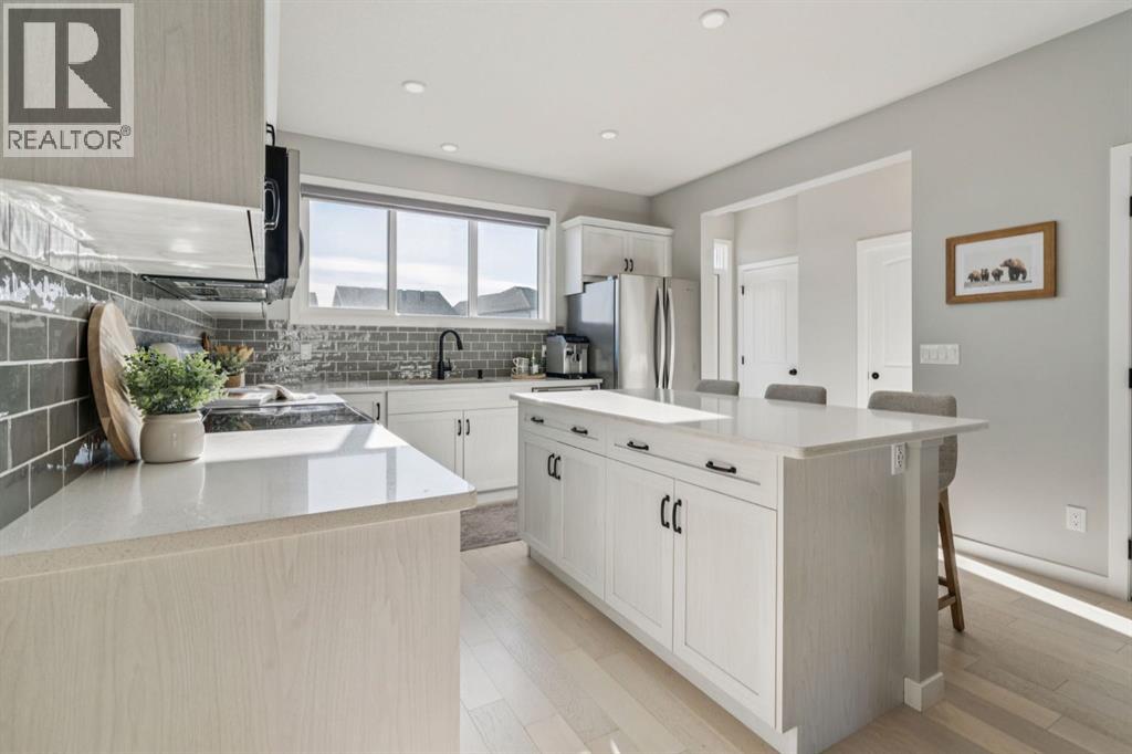 22 Precedence Glen, Cochrane, Alberta  T4C 2W7 - Photo 10 - A2283092