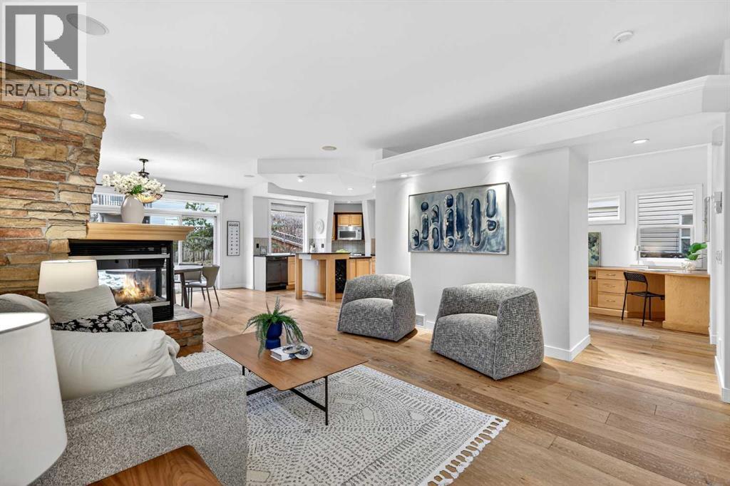 12069 Valley Ridge Drive Nw, Calgary, Alberta  T3B 5W9 - Photo 3 - A2284145