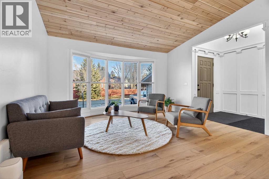 303 Woodside Place, Okotoks, Alberta  T1S 1L9 - Photo 6 - A2285284