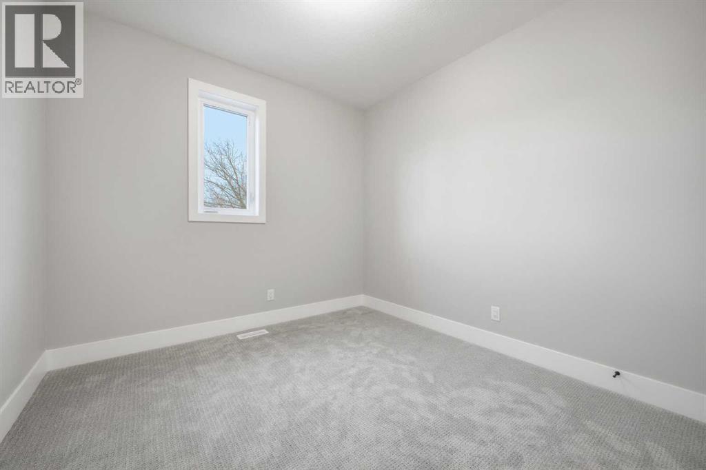 100 West Glen Crescent Sw, Calgary, Alberta  T3C 2X4 - Photo 23 - A2285007