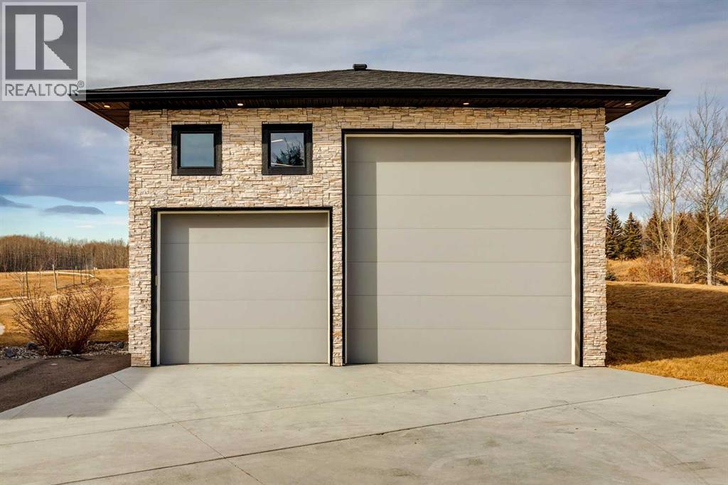 2 Willow Creek Green, Rural Rocky View County, Alberta  T3R 0K3 - Photo 35 - A2285373