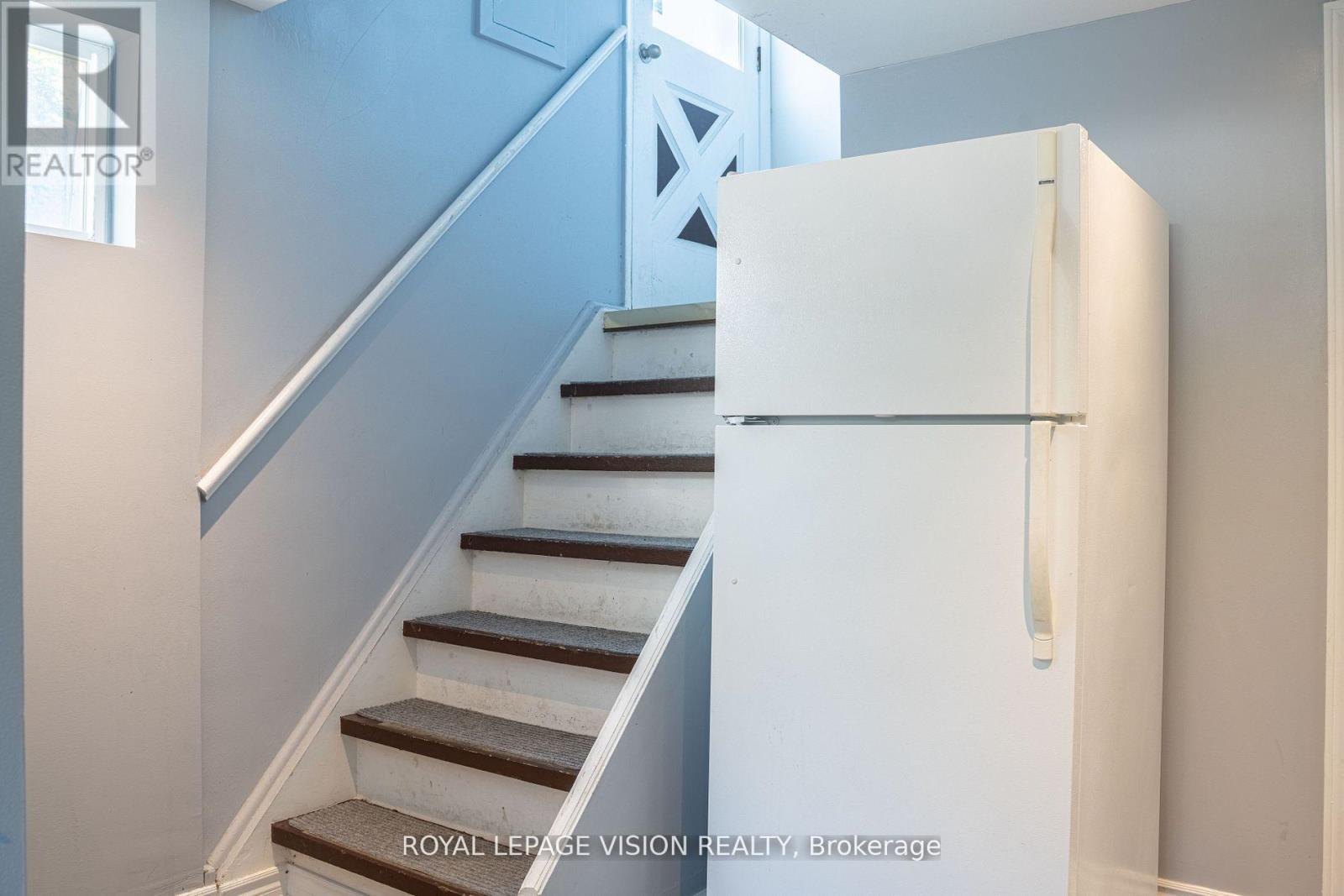 28 Jeffton Crescent, Toronto, Ontario  M1G 2R5 - Photo 4 - E12790222